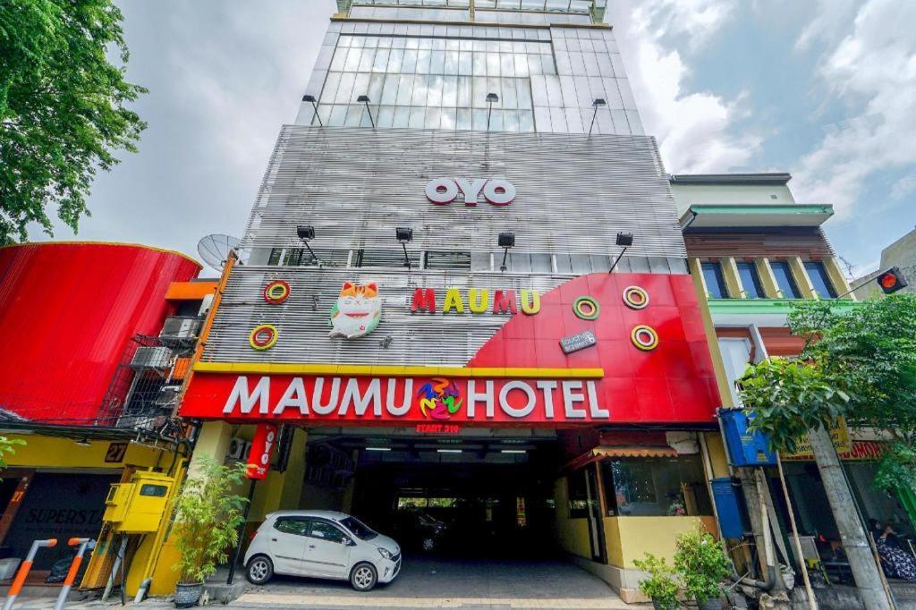 โอโย 235 เมามู โฮเต็ล แอนด์ เลานจ์ Hotel สุราบายา ภายนอก รูปภาพ